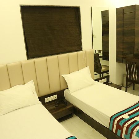 Hotel Magnum Airport T-2 Bombay Eksteriør billede