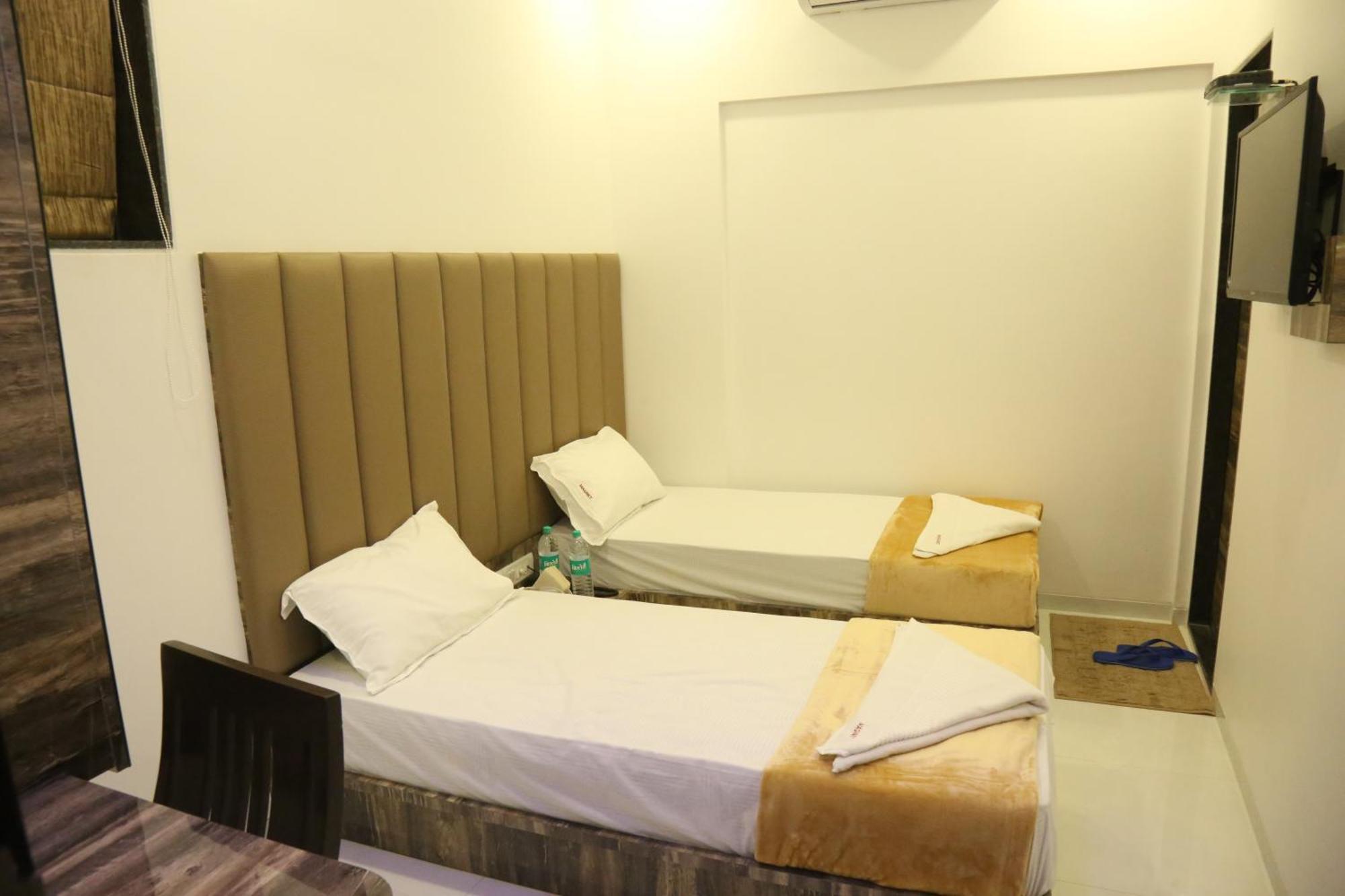 Hotel Magnum Airport T-2 Bombay Eksteriør billede